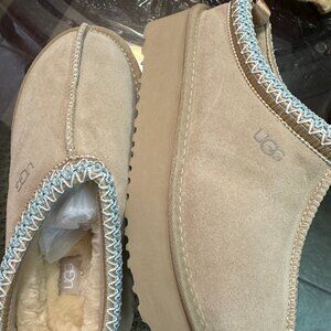 UGG Tazz ii platform